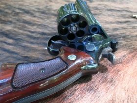Why Did Dirty Harry Carry a  43 Magnum?