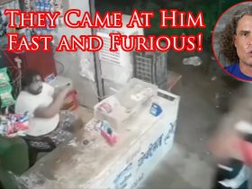 Shopkeeper Has to Think Fast Against 5 Armed Robbers